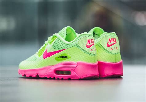 Nike Air Max 90 Gs Ghost Green Pink Flash 833409 300