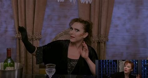 Father And Daughter Recreate Beetlejuice Dinner Scene And Its