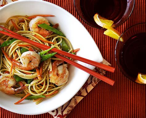 The cold weather is here and what better way to warm up your stomach than our chinese noodles served with bok choy, tender shrimps and delicious cremini mushrooms! Long Life Fertility Noodles Recipe with Happy Shrimp