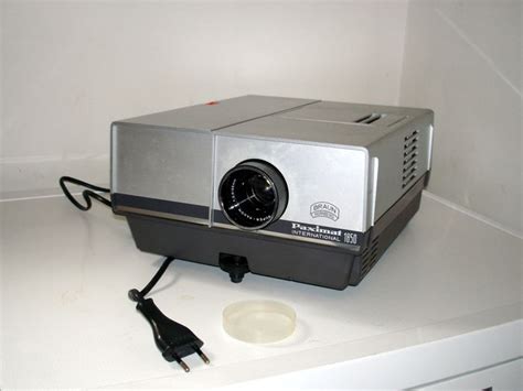Braun Paximat International 1850 Electric Slide Projector For Sale In Clare From Cruella D