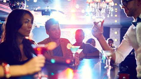 dating female bartenders need advice regarding female bartender free dating singles and
