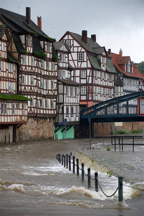 Jetzt erfolgreich mit dem passenden makler aus ihrer region verkaufen. Bild zu: Hochwasser an Main und Rhein: Stopp der ...