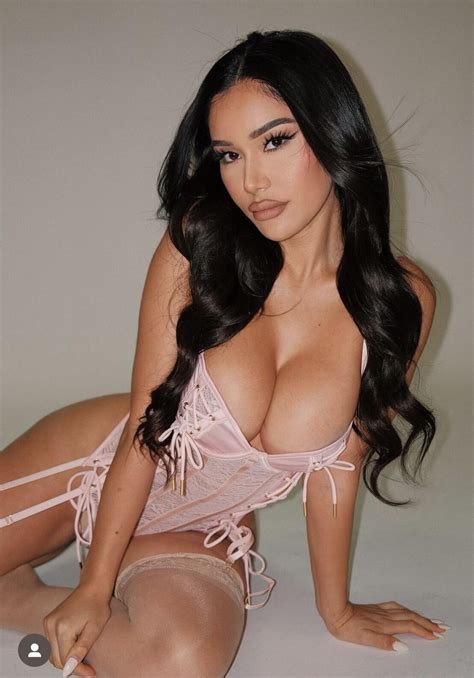 Janet Guzman Janetguzman Nude Onlyfans Leaks Photos