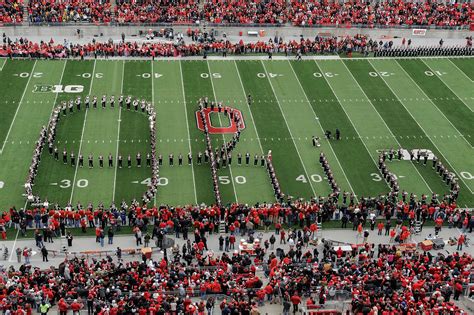 10 Stadiums That Should Host An Outdoor Nhl Game Puck