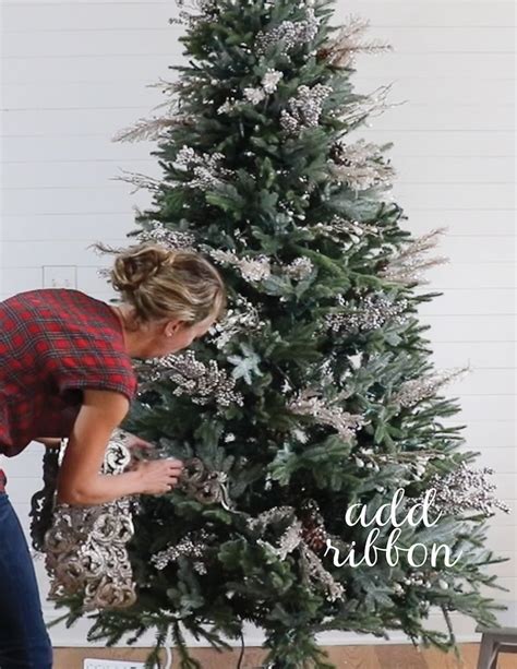 Remodelaholic How To Decorate A Christmas Tree In 5 Simple Steps