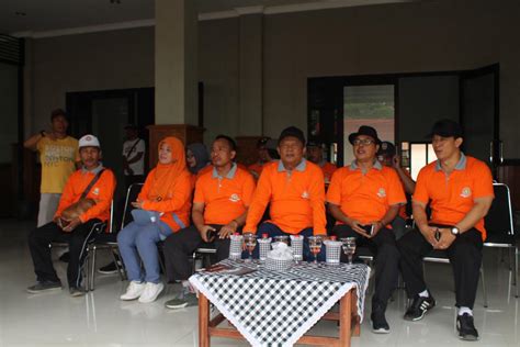 Check spelling or type a new query. Albums HUT PGRI ke-73 dan Hari Guru Nasional 2018