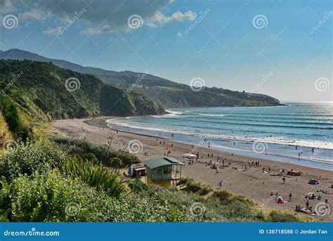 Black Sand Beaches New Zealand Map United States Map