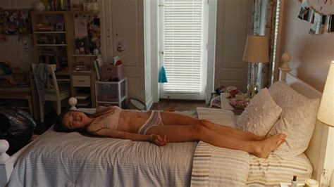 Nackte Raffey Cassidy In The Killing Of A Sacred Deer