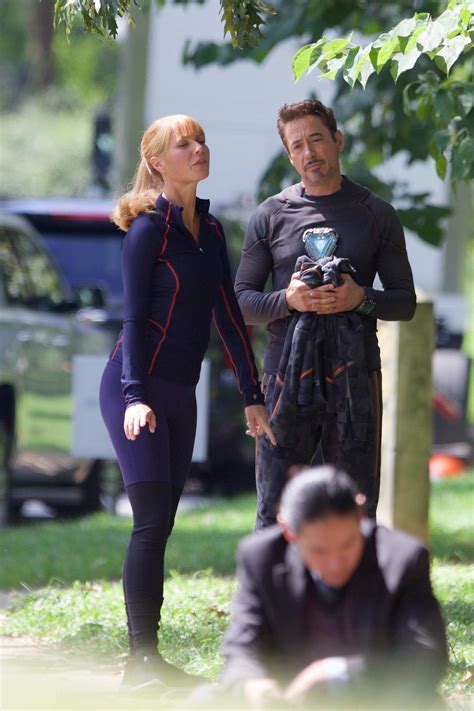 Gwyneth Paltrow On Set Of Avengers With Robert Downey Jr In Fayetteville Georgia