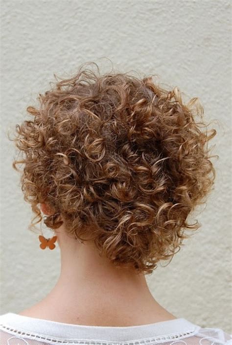 Long layers have always remained in fashion because they are simple and easy to style. Cute Corkscrew Curls with V-shaped Nape Haircut ...