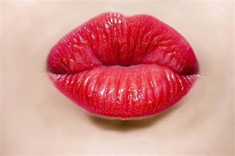 Lips Kiss Girl Lipstick Close Up Wallpaper Coolwallpapersme