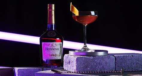 Hennessy Downtown Cognac Manhatten Cocktail Cognac Cocktail Hennessy Manhatten Cocktail