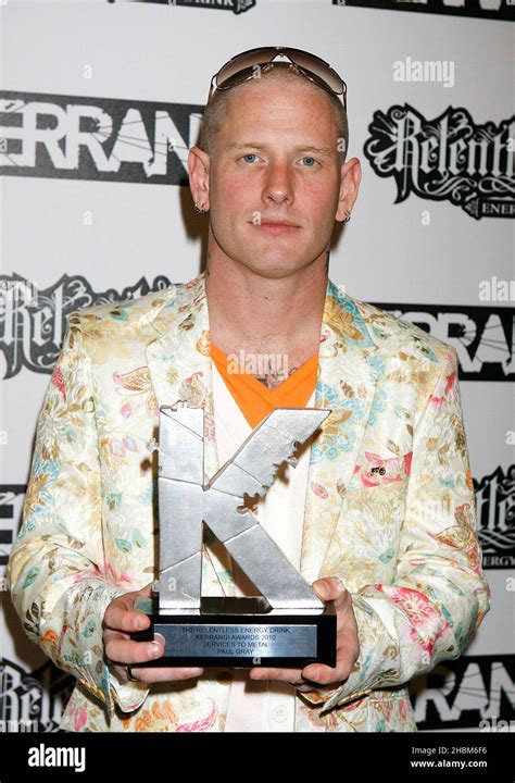 Corey Taylor With Award For Kerrang Services To Metal For Slipknot At
