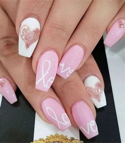 27 Amazing Nails Art Ideas For Valentines Day 2 In 2020 Nail Designs