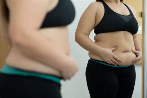 115200 Mujeres Gordas Fotografías De Stock Fotos E Imágenes Libres De Derechos Istock