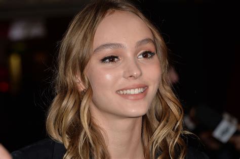 Lily Rose Depp Pour Planetarium Je Ne Mattendais Pas à Tout ça Aussi Vite