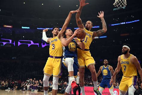 The most exciting nba stream games are avaliable for free lakers vs warriors : Lakers vs. Warriors Preview, Game Thread, Starting Time ...