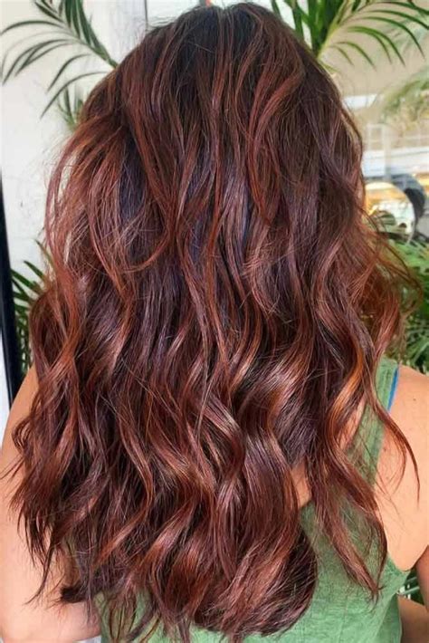 A good reason to take a closer look and explain how to create the trend color and how to care for it. Chestnut With Auburn #chestnuthair Want to find some ...
