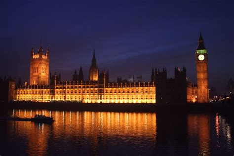 Houses Of Parliament By Night London Houses Of Parliament Flickr