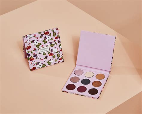 Winky Lux Just Released A Kitten Eyeshadow Palette That Youre Going To