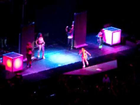 Willow Smith 16th March 2011 Justin Biebers Support Act YouTube
