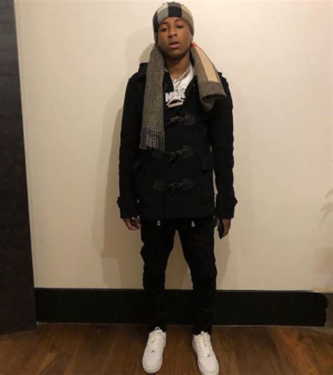 Nba Youngboy Photos Of The Rapper Hollywood Life
