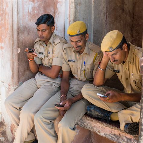Tamil Nadu Police Ban Mobile Phones At Work Telegraph India