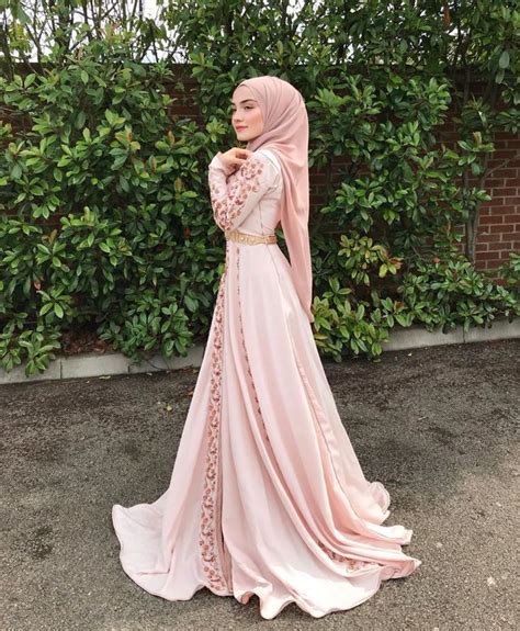 Simple And Classy Party Hijab Dresses There Was A Time Once When If You Wore A Hijab And You