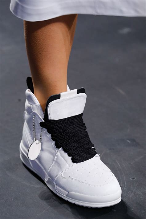 Spring 2016 Shoe Trends Sandals Sneakers And Heels From Fashion Week