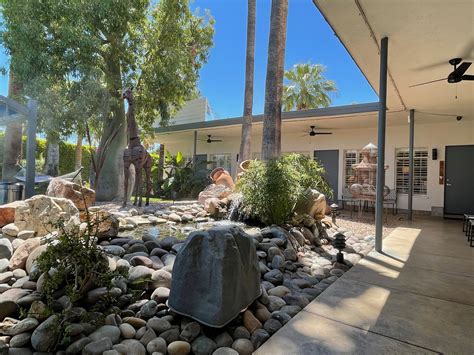 Desert Paradise Resort Hotel in Palm Springs, California - Gallery