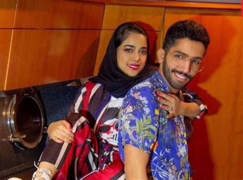 An inspiring couple who loves to spread happiness to people. مشاعل الشحي تثير غضب جمهورها بصورة مع زوجها أثناء الصلاة ...