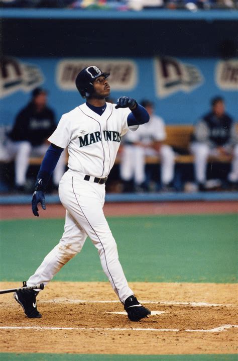 Griffey Stars In Debut For Mariners Baseball Hall Of Fame