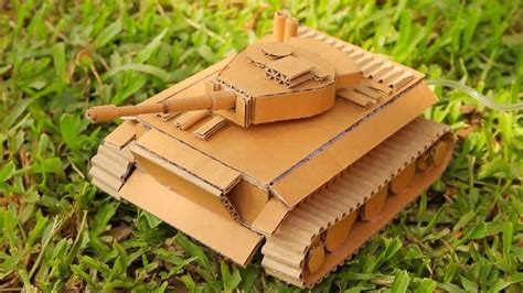 How To Make Amazing Tank From Cardboard Cool Tanks Cool Diy Projects