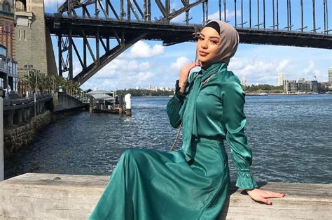 Meet The Sydney Hijabi Influencers In Modest Fashion Who Make A Living From Instagram Abc News