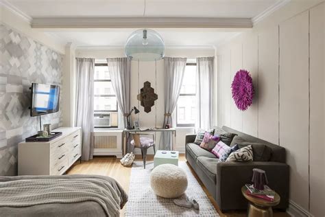 25 Ways To Create A Bedroom In A Studio Apartment Nyc Studio Apartments