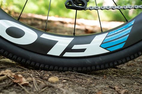 Which Gravel Wheel Is Best 700c Vs 650b Flo Cycling