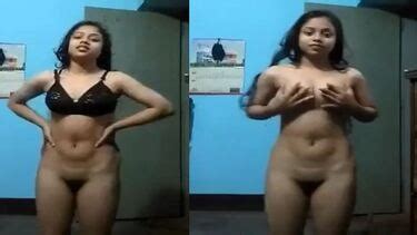 Strip Show Of Cute Gujarati College Girl Xxx Indian Videos