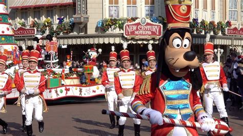 Disneys Christmas Parade Disneyland Paris 2019 Youtube