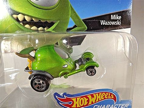 2018 Hot Wheels Disney CHARACTER CARS 6 6 MIKE WAZOWSKI Monsters Inc