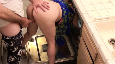 Stepmom Is Stuck In The Dishwasher Free Porn 91 Xhamster