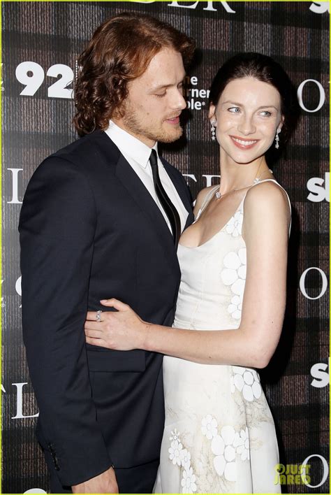 sam heughan and caitriona balfe are picture perfect at outlander screening photo 3166229