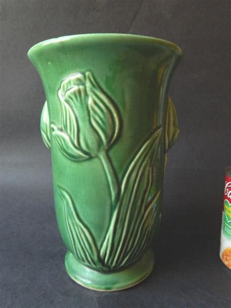 Mccoy Green Tulip Vase Mccoy Pottery Vases Vintage Pottery Planters Green Pottery
