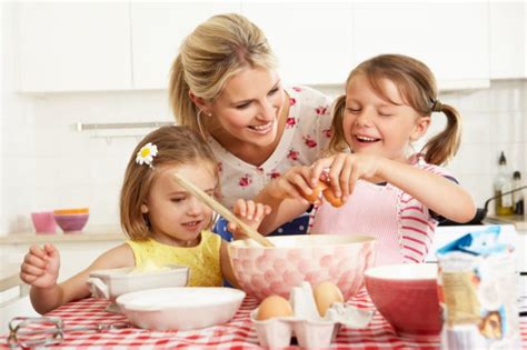 Teppichleisten abmontieren ✓ teppichkleber lösen ✓ diese tipps und tricks helfen beim teppichboden entfernen. Flecken aus Teppich entfernen » So geht's!