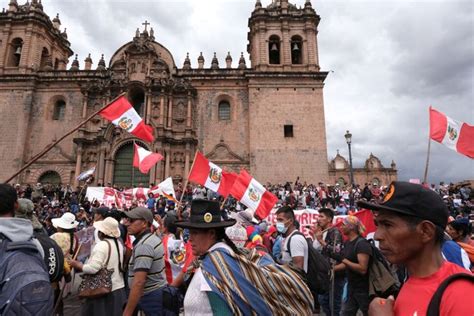 Latin American Leftist Bloc Closes Ranks Behind Deposed Peruvian President
