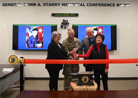 Army Innovator Recognized At FCC | Article | The United States Army