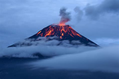 The Andes Ecuador The Worlds Most Extreme Environments Volcano