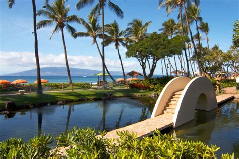 You can download all the image about home and design for free. Kaanapali Resort, Hawaii jigsaw puzzle in Great Sightings ...
