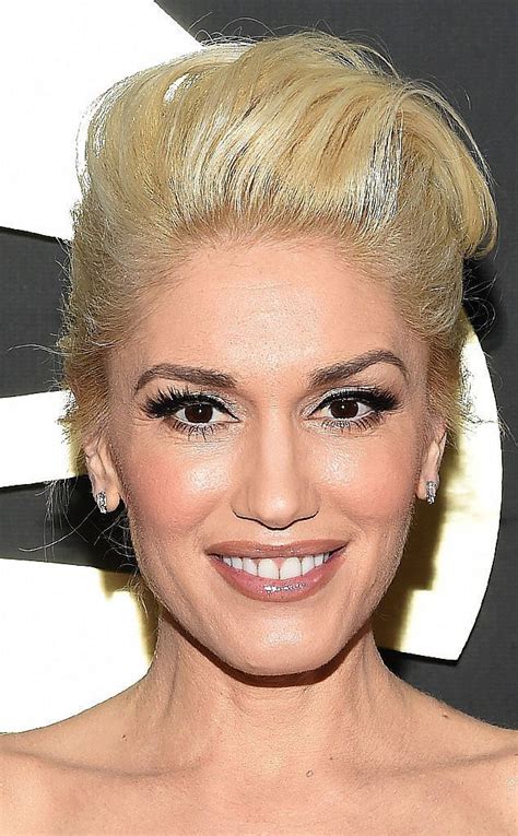 Best Pics Of Gwen Stefani Hairstyle For Your Inspiration Gwen Stefani Hair Gwen Stefani