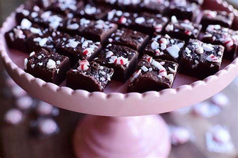 From heavy dinners to light. Pioneer Woman Recipes | Peppermint fudge, Easy peppermint ...