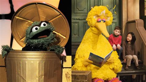 For 49 Years Carroll Spinney Embodied Both Big Bird And Oscar The